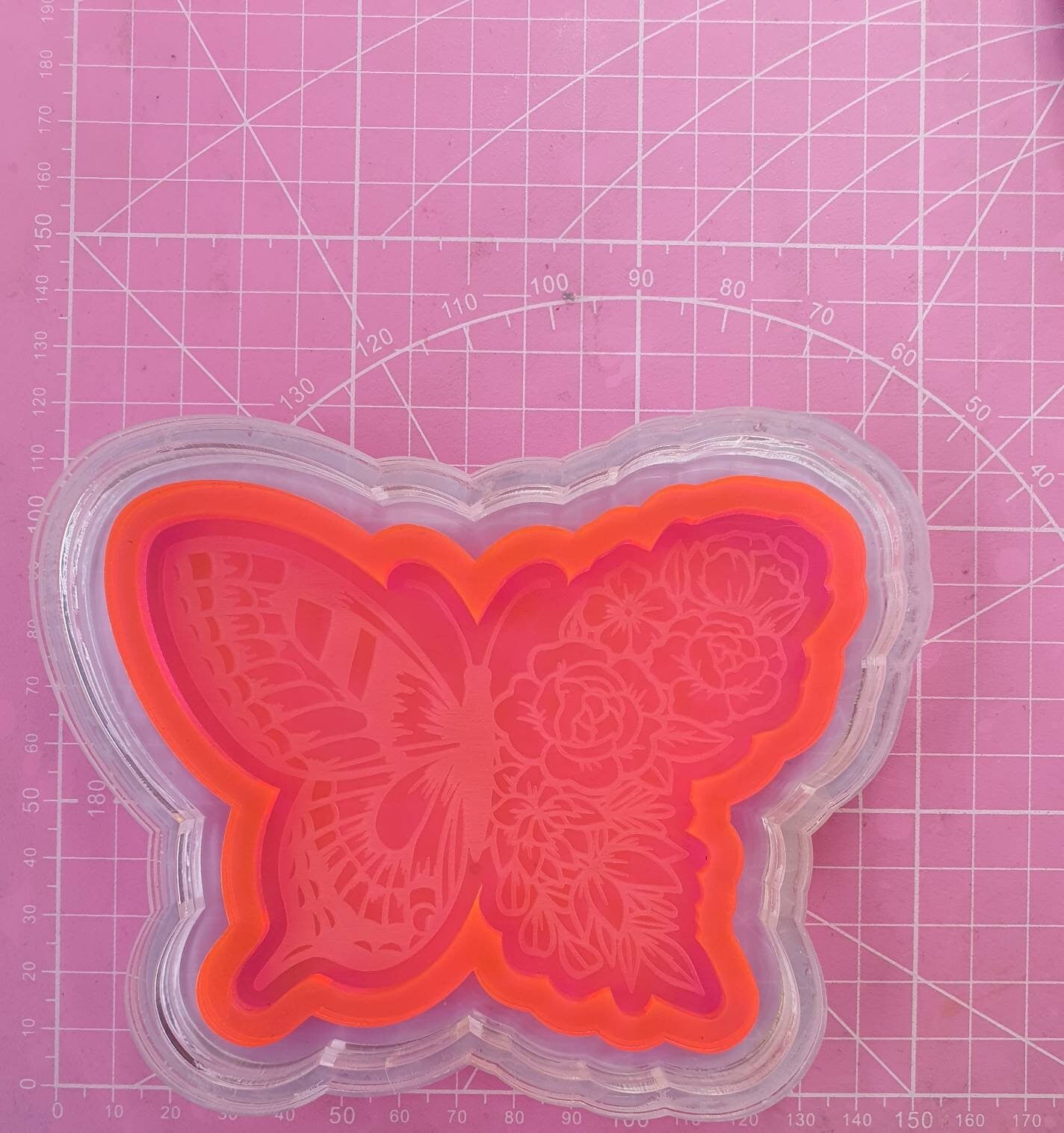 5 inch Half & Half Butterfly Tray Silicone Mould