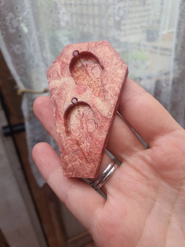 1.5 inch Raven Skulls Silicone Mould