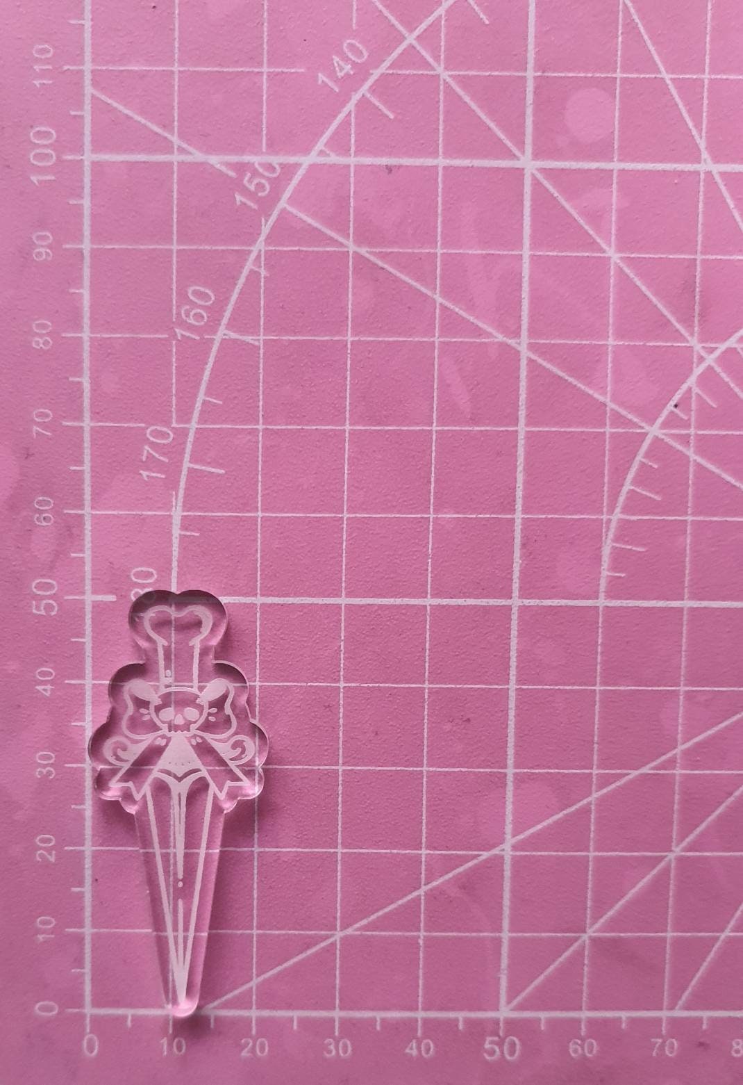 2 inch Bow Skull Daggers Silicone Mould