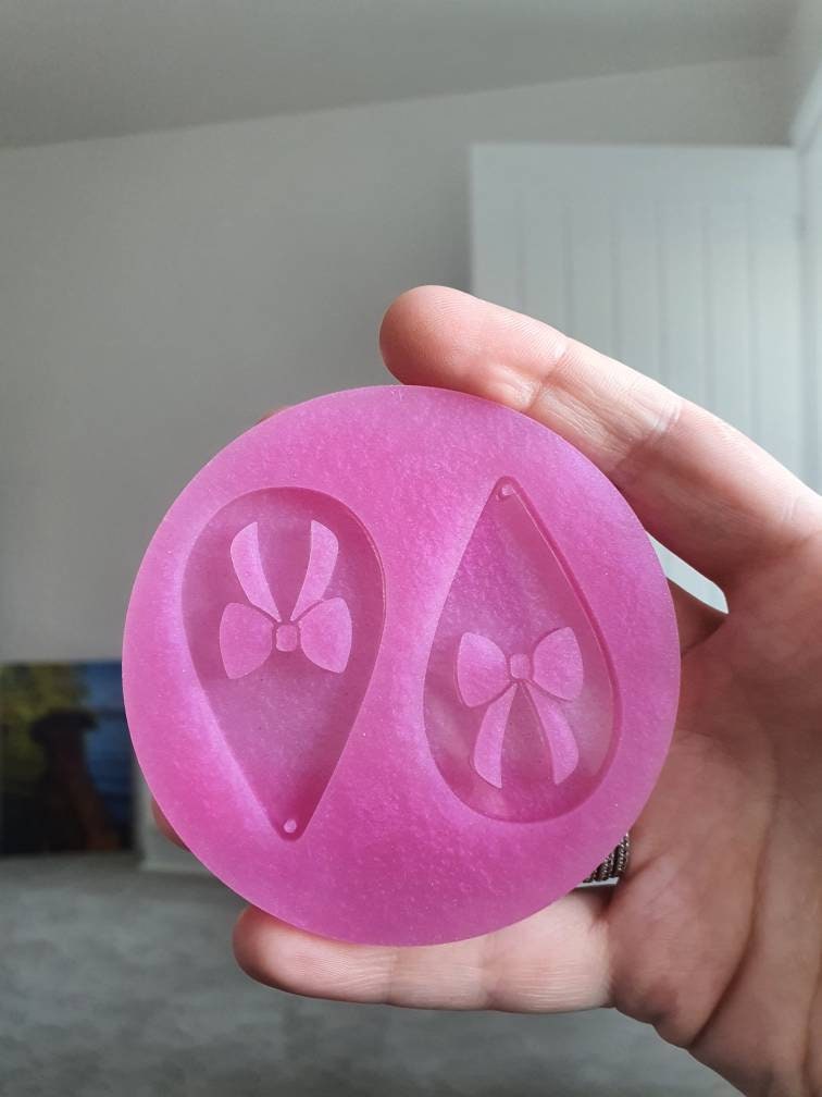 2 inch Bow Teardrop Earrings Silicone Mould