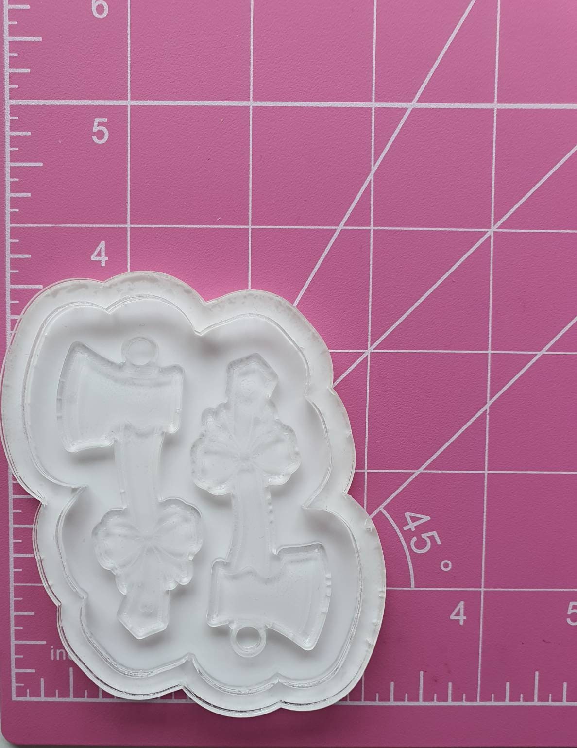 2.5 inch Bow Axes Silicone Mould