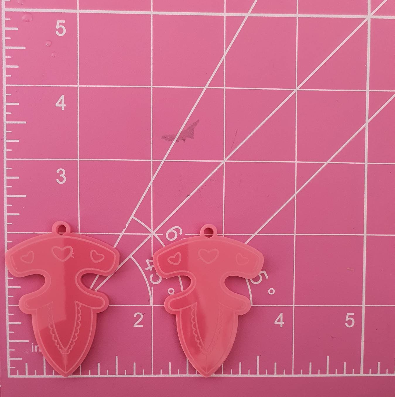 2 inch Shadow Daggers Silicone Mould
