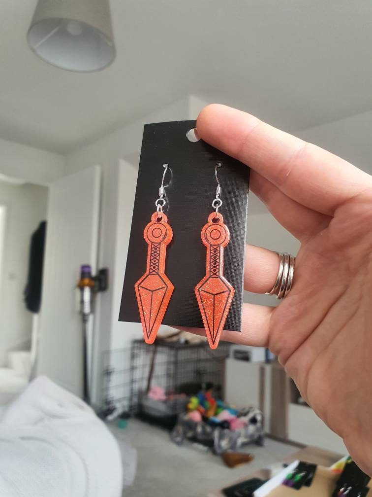 UV Active Glow Pink Kunai Resin Earrings