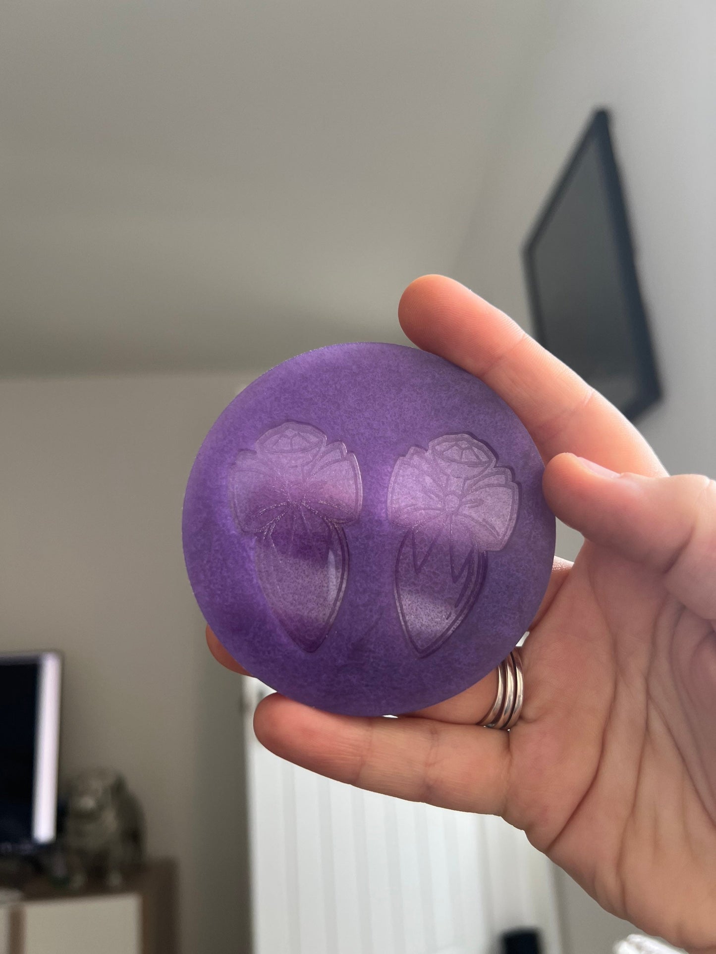 2 inch Rude Diamond Bow Plugs Silicone Mould