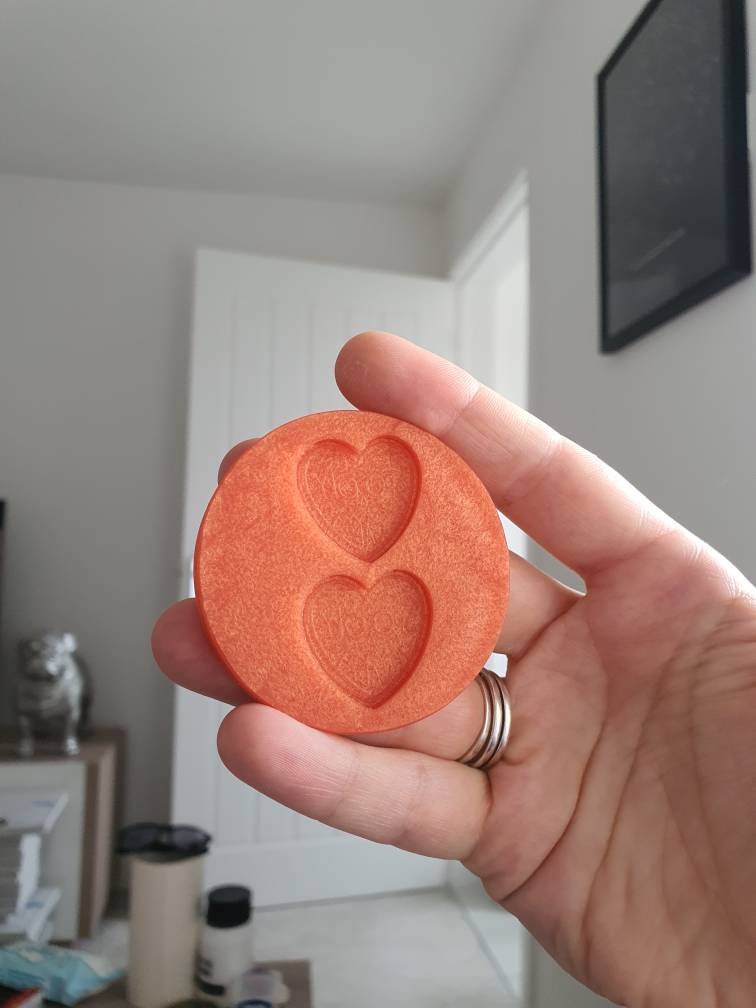 1 inch Spooky Gal Hearts Silicone Mould