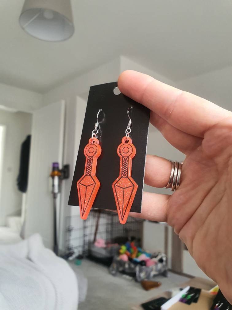 UV Active Glow Pink Kunai Resin Earrings