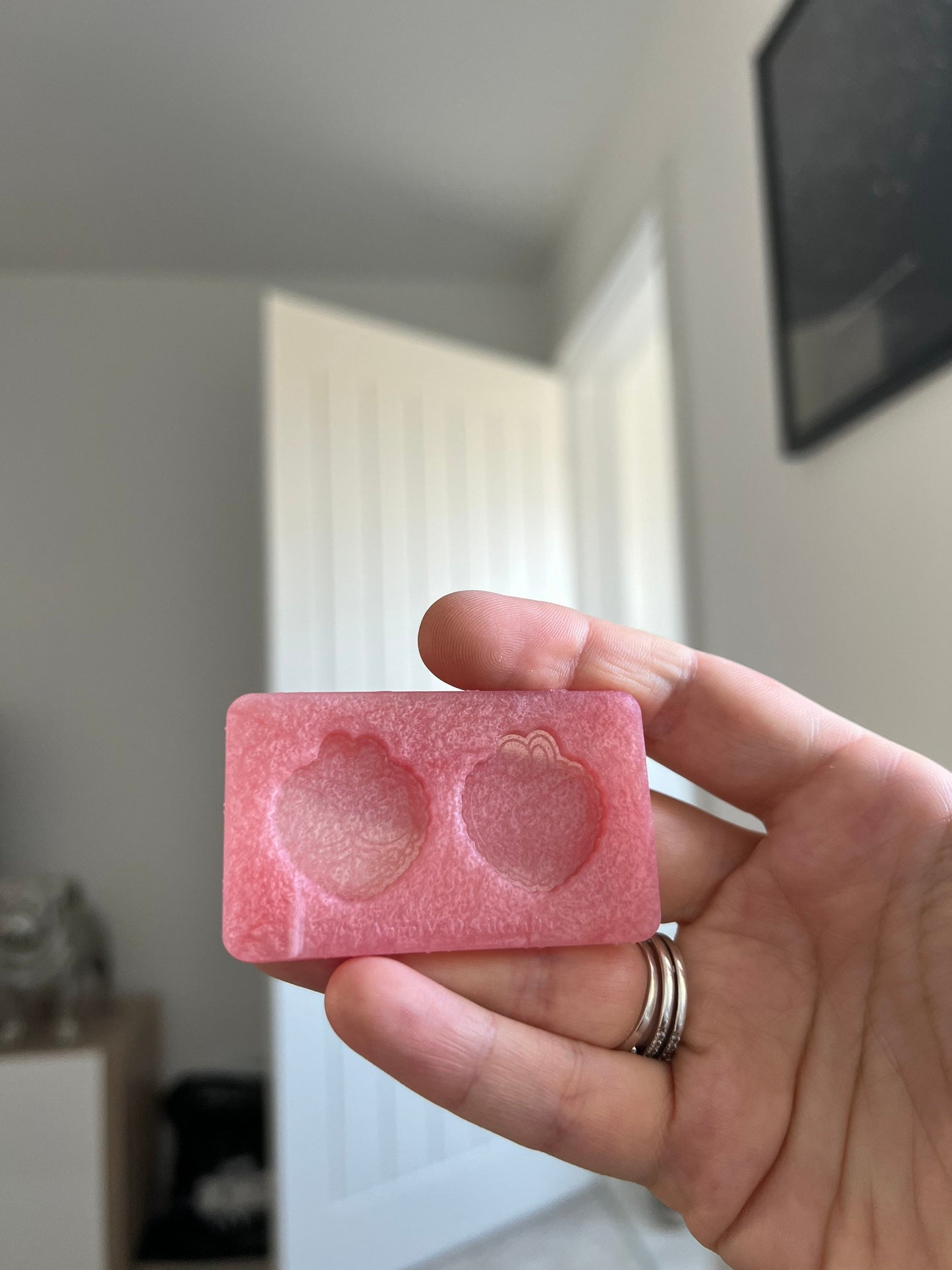 1 inch Bunny Butt Hearts Silicone Mould