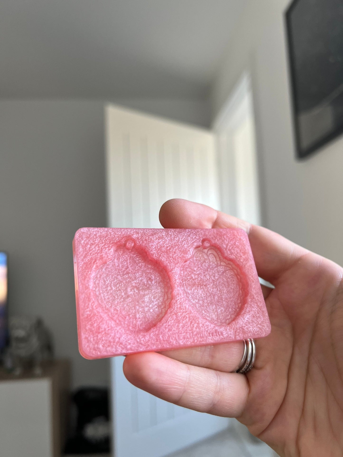 1.5 inch Bunny Butt Hearts Silicone Mould