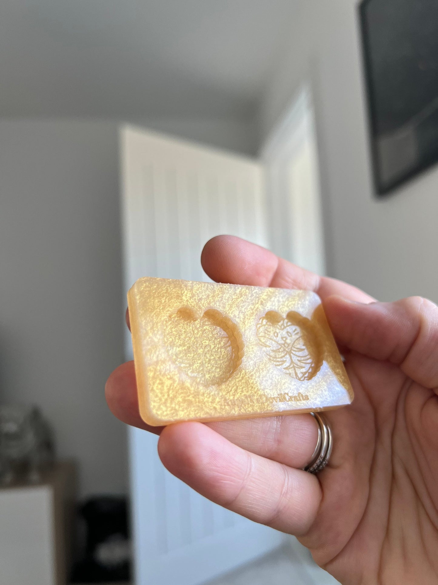 1 inch Tiger Butt Hearts Silicone Mould