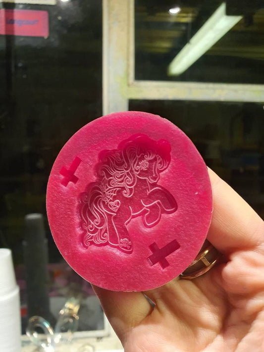 2 inch Gothic Pony Silicone Mould