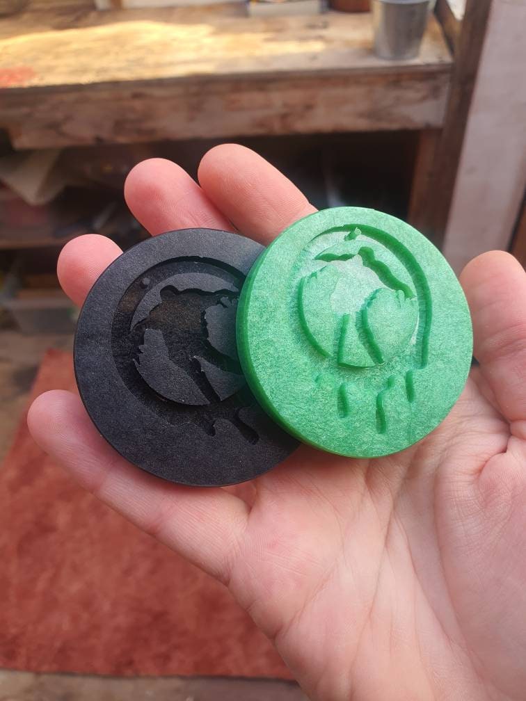 2 Zombie Drip Silicone Moulds