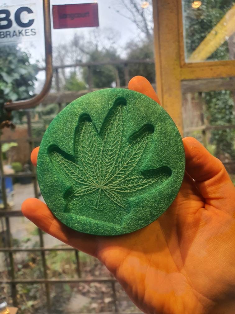 3.5 inch Weed Insert Silicone Mould