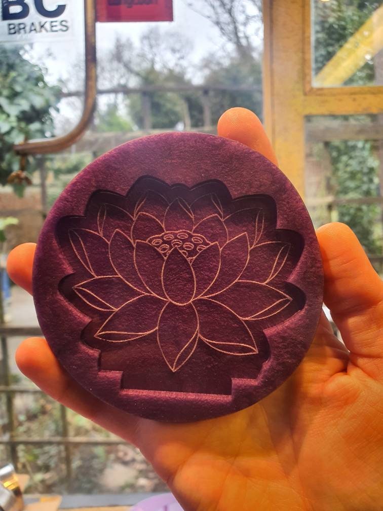 3.5 inch Lotus Flower Insert Silicone Mould