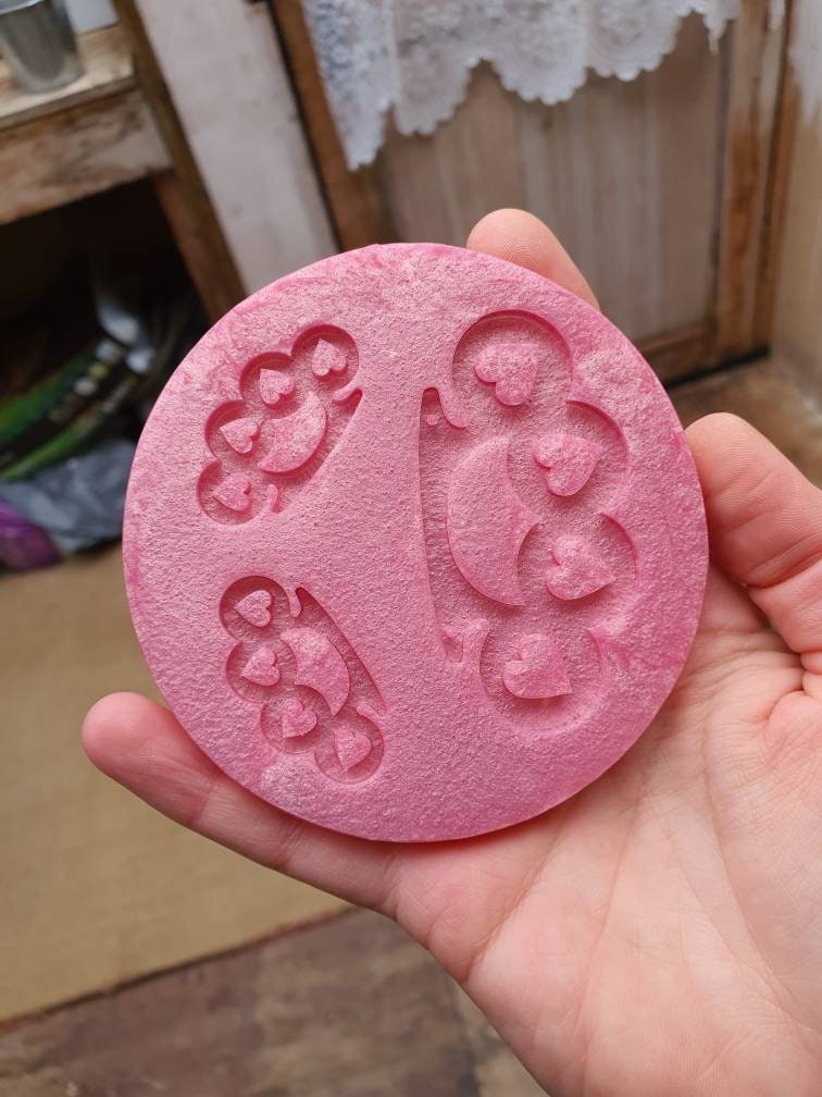 Little & Large Heart Knuckle Dusters Silicone Mould