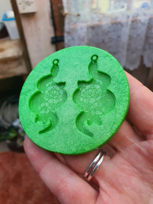 2 inch Floral Snake Earrings Silicone Mould