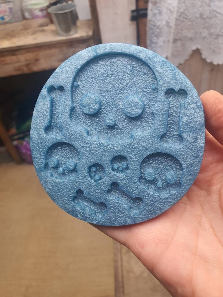 Skulls & Bones Silicone Mould