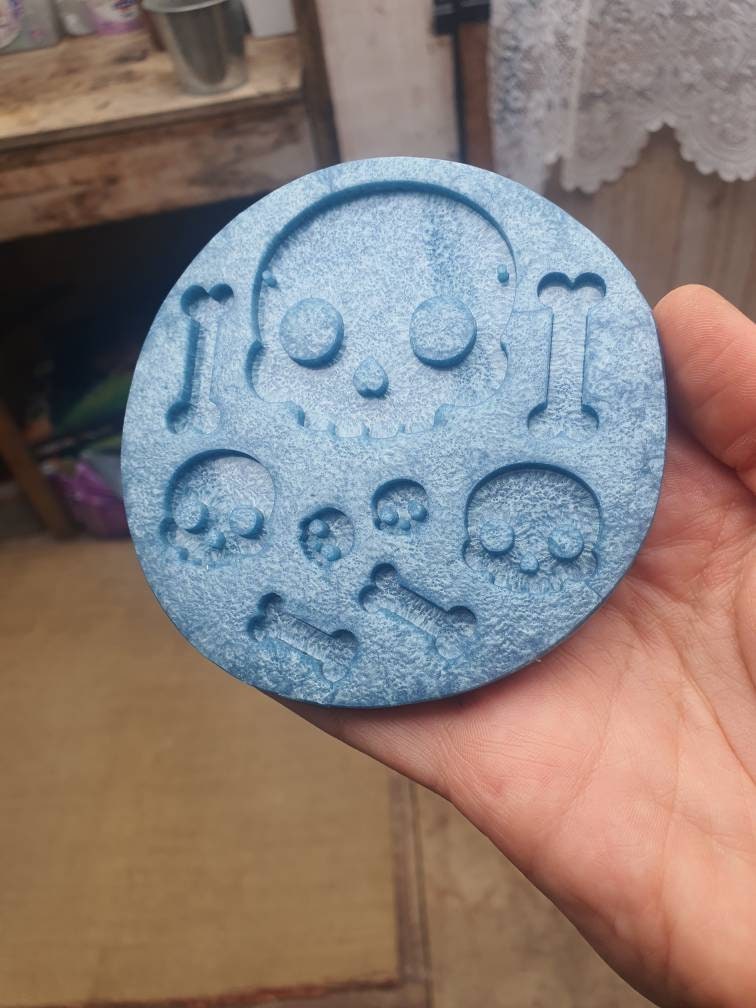 Skulls & Bones Silicone Mould