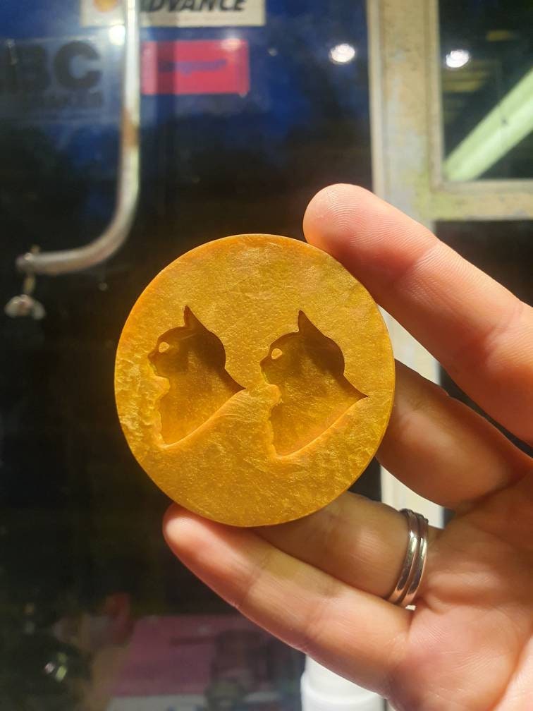 1.1 inch Cat Heads Silicone Mould