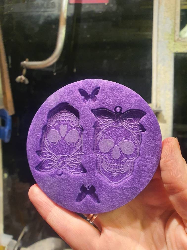 Bandana Skull Earrings Silicone Mould