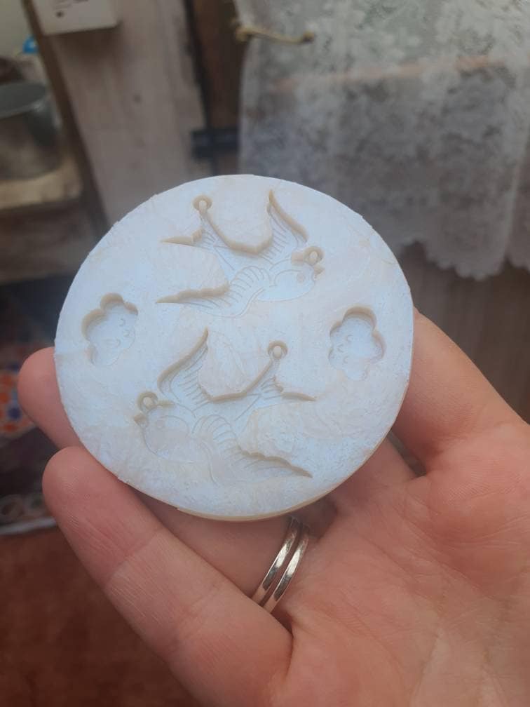 Birds Silicone Mould (2 holes)