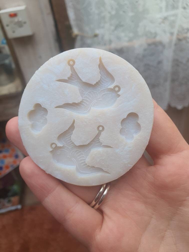 Birds Silicone Mould (2 holes)