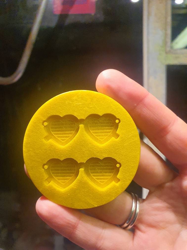 1.5 inch Heart Sunglasses Silicone Mould