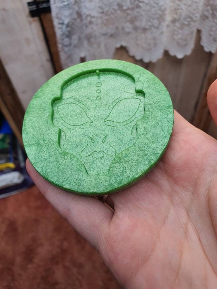 Large Alien Head Silicone Mould