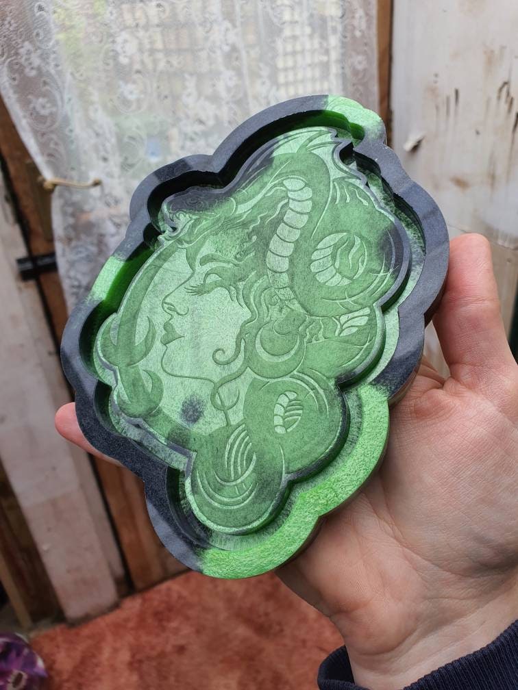 Serpent Goddess Tray Silicone Mould