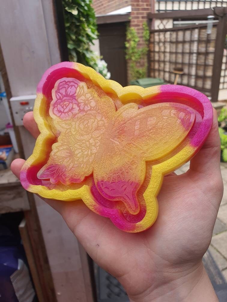 5 inch Half & Half Butterfly Tray Silicone Mould