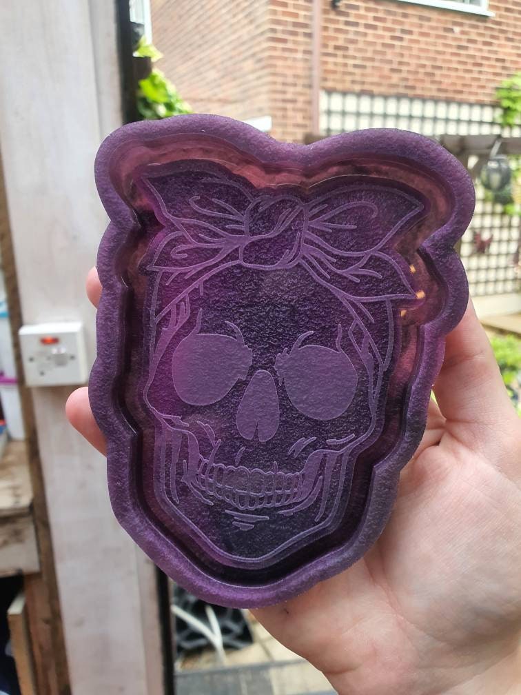 5 inch Bandana Skull Tray Silicone Mould