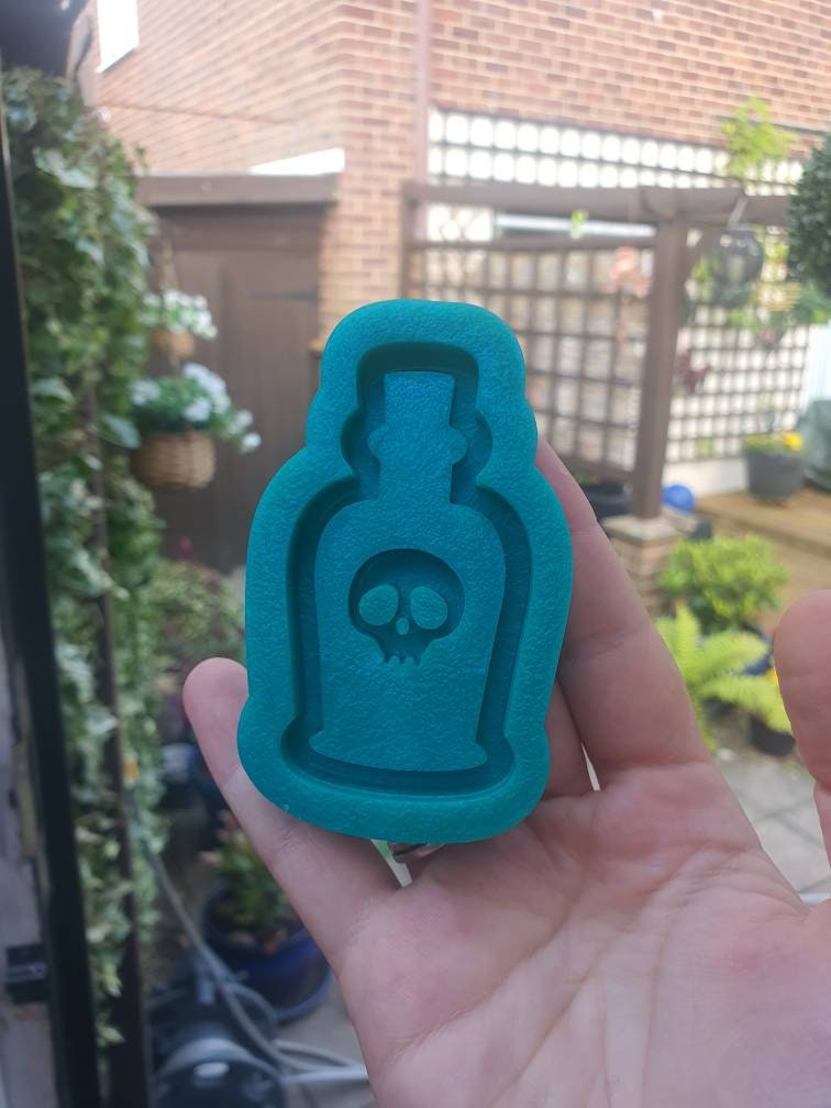 3 inch Poison bottle shaker silicone mould