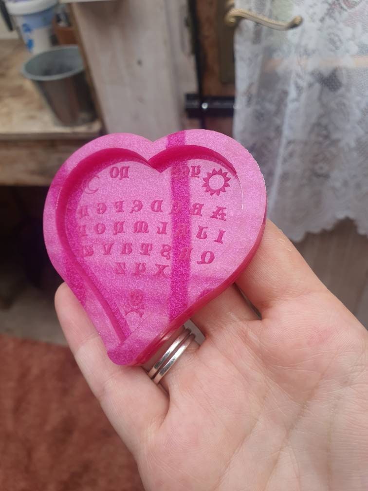 2.5 inch Heart Ouija Board Silicone Mould