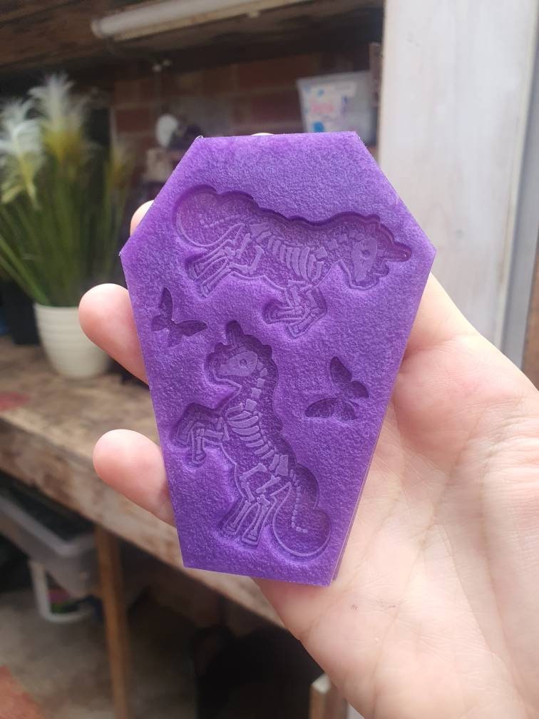 2 inch Skeleton Unicorns Silicone Mould