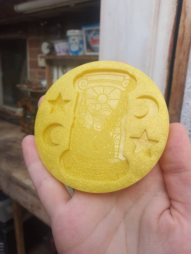 3 inch Day & Night Hourglass Silicone Mould