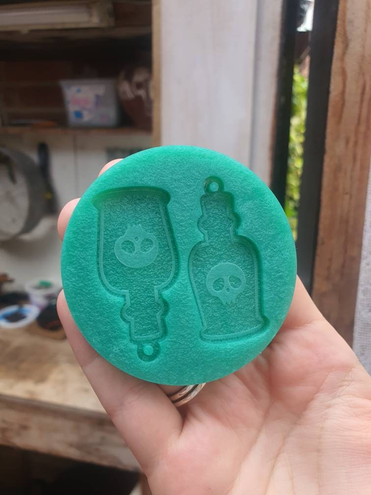 Skull Poison Silicone Mould