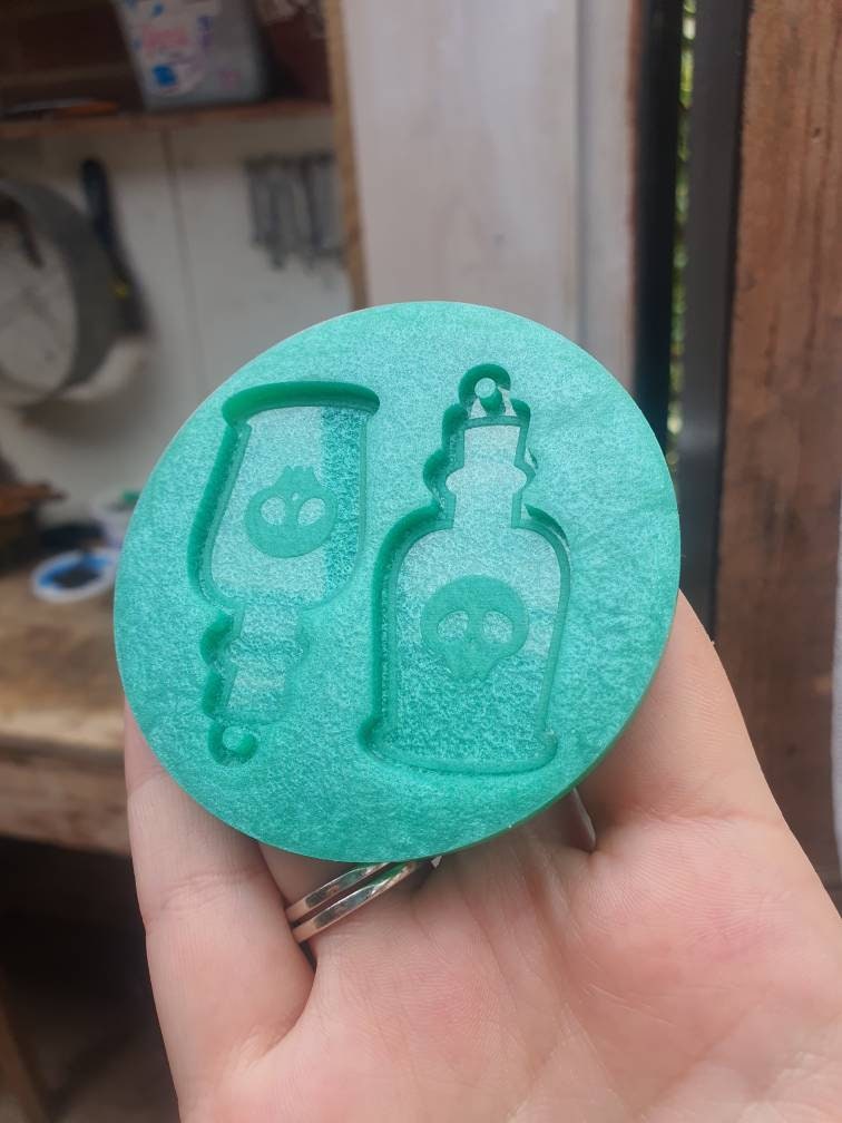 Skull Poison Silicone Mould