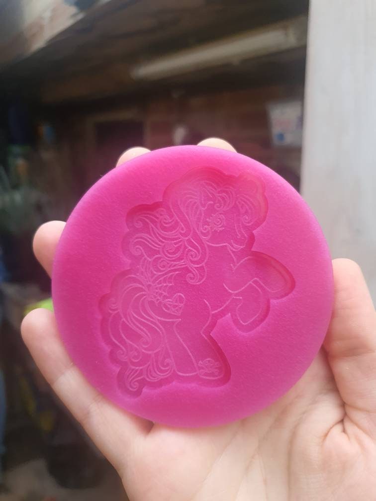 3 inch Gothic Unicorn Silicone Mould