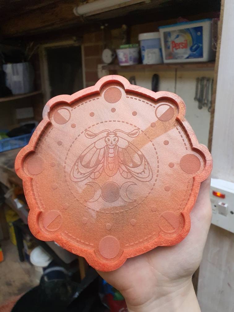 6 inch Moonphase Moth Circle Silicone Mould