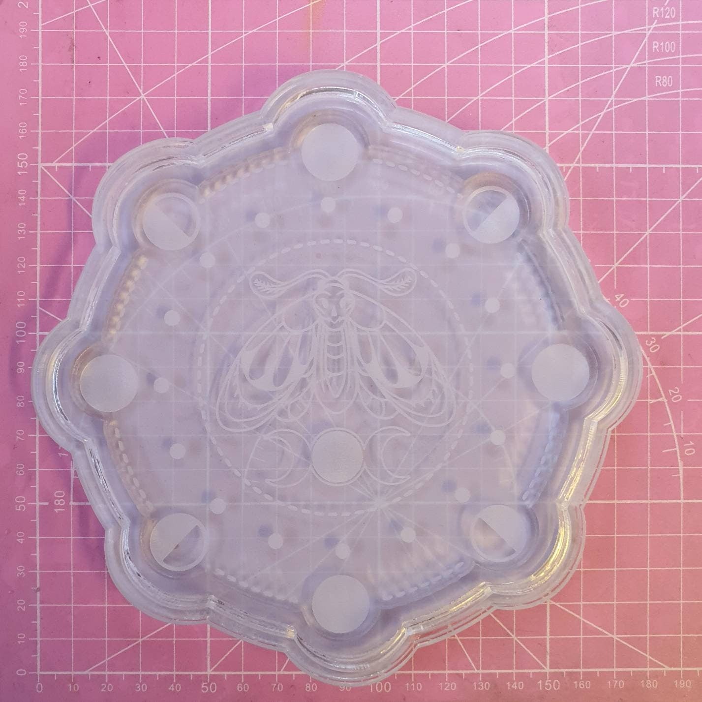 6 inch Moonphase Moth Circle Silicone Mould