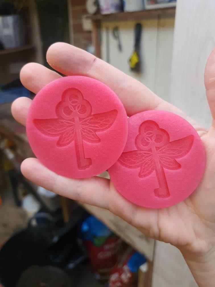 2 Flying Keys Silicone Moulds