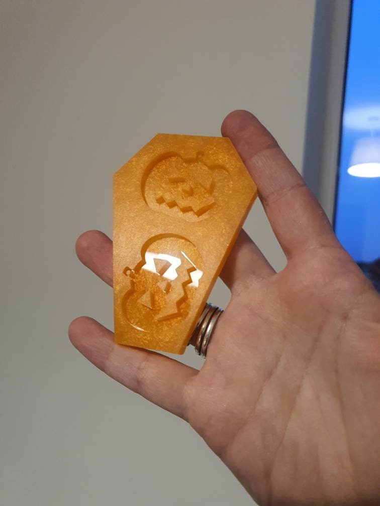 1.5 inch Pumpkin earrings silicone mould