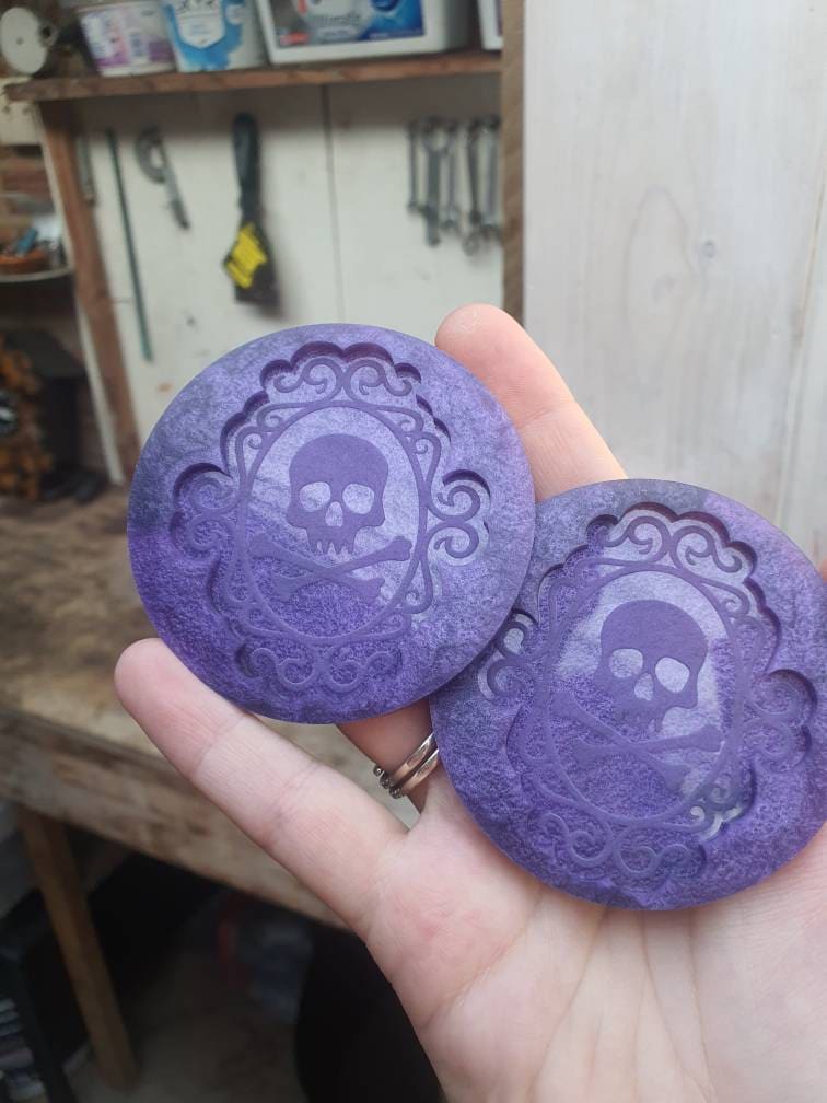 2 Framed Skulls Silicone Moulds