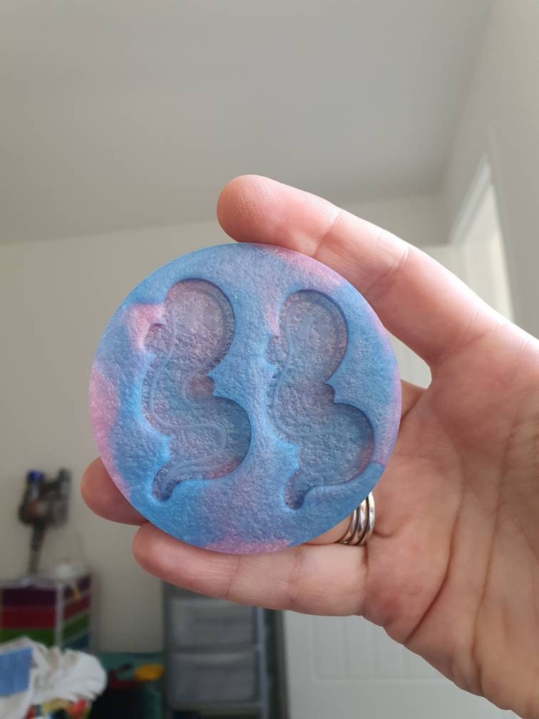 2 inch Swirly Ghosts Silicone Mould