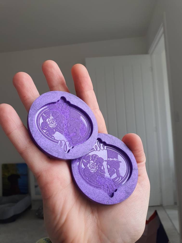 2 inch Skeleton Lovers Silicone Moulds