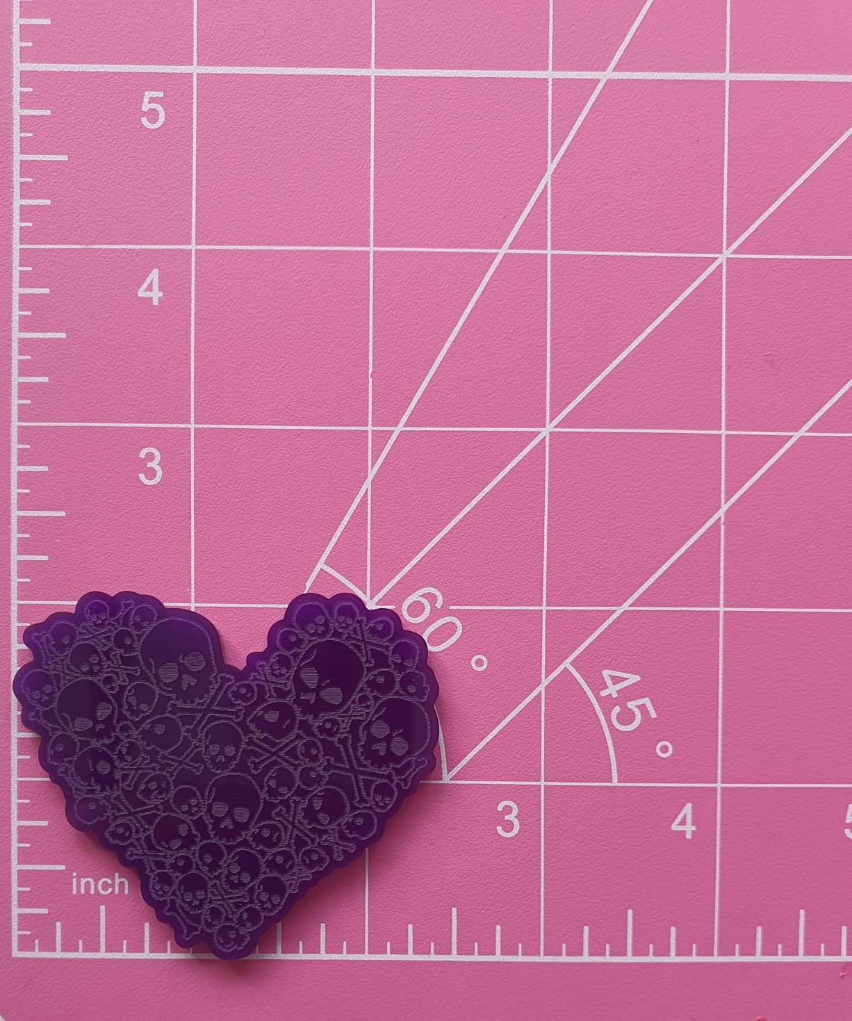 2.5 inch Skull And Bones Heart Silicone Mould