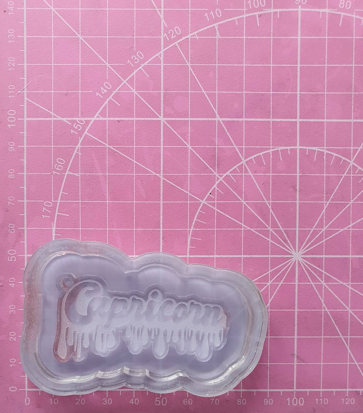 Dripping Capricorn Keyring Silicone Mould