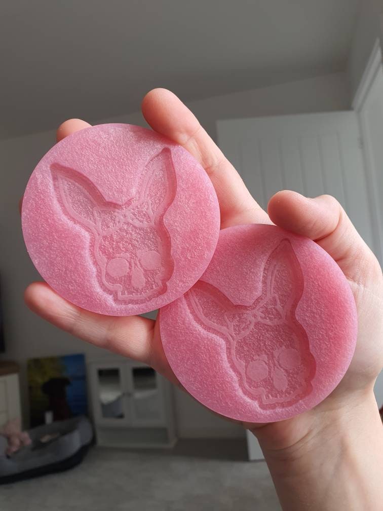 2.5 inch Mrs Bunny Skull Silicone Moulds