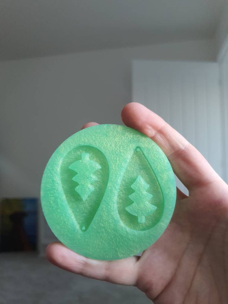 2 inch Christmas Tree Teardrop Earrings Silicone Mould