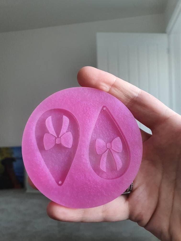 2 inch Bow Teardrop Earrings Silicone Mould