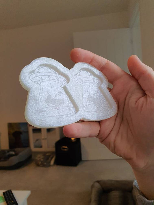 2 inch Cow Abduction UFOs Silicone Mould